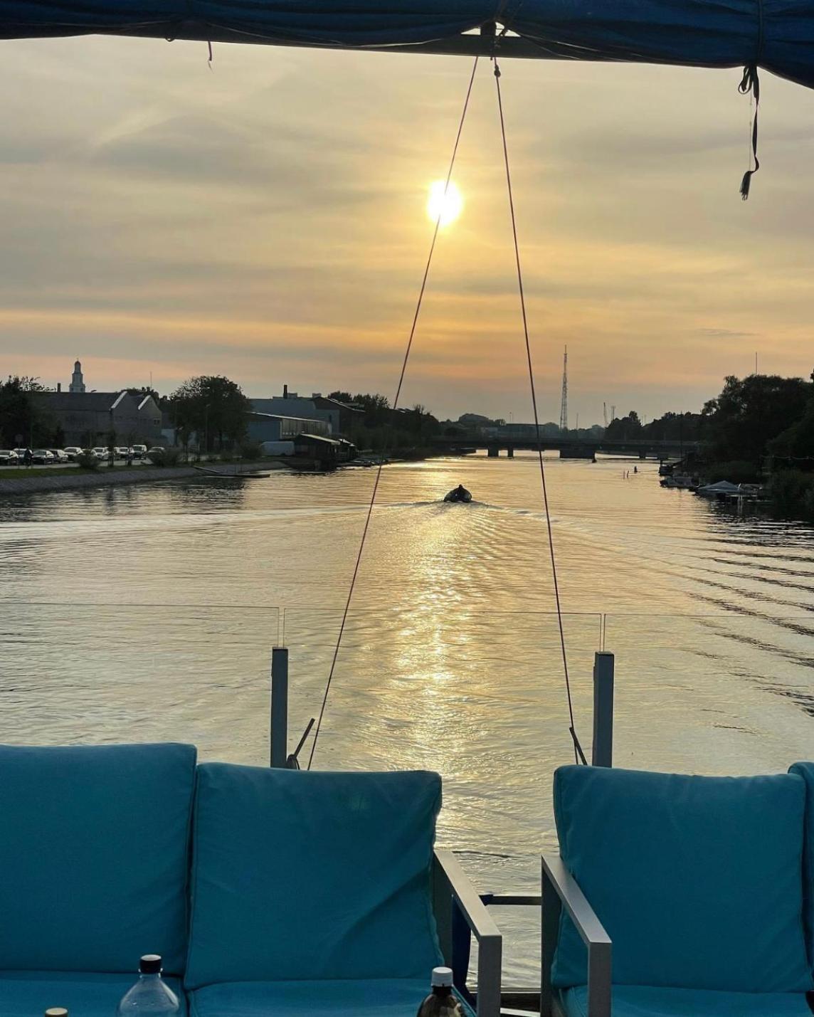Hotel Houseboat On The Water Liepāja Exteriér fotografie