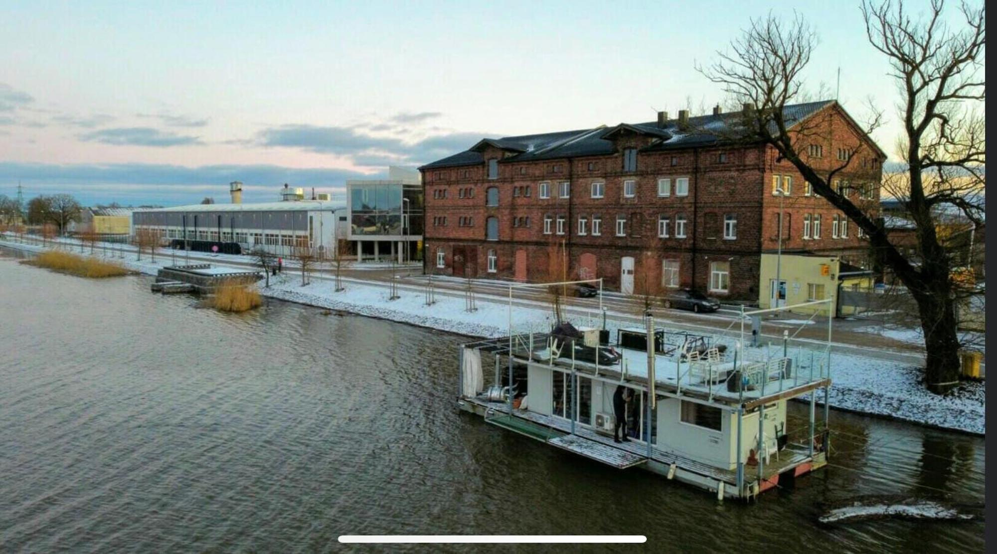 Hotel Houseboat On The Water Liepāja Exteriér fotografie