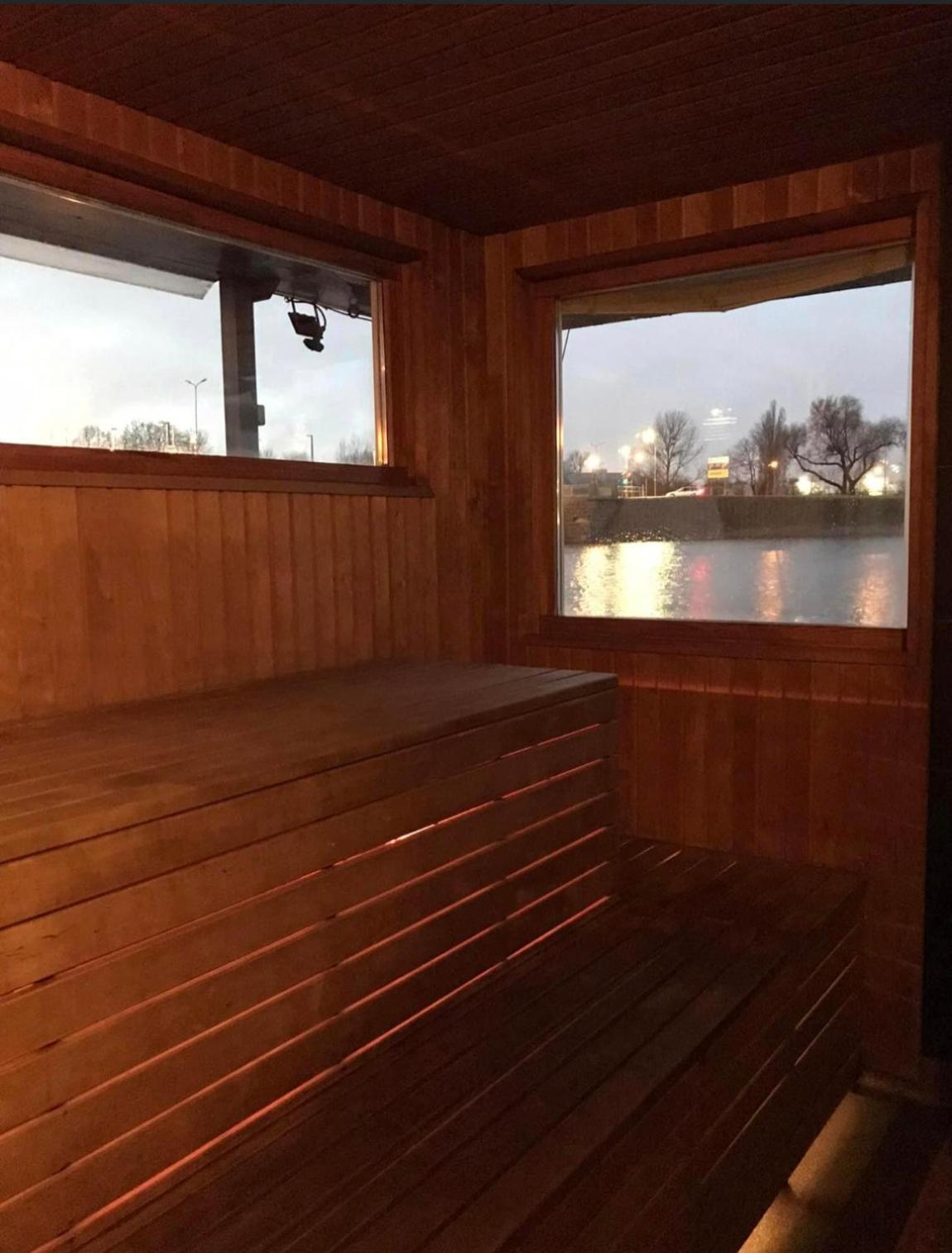 Hotel Houseboat On The Water Liepāja Exteriér fotografie